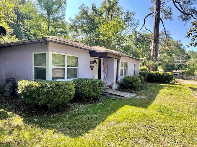 3743 Roswell Dr Tallahassee, FL 32310 in Seminole Manor Photo 1