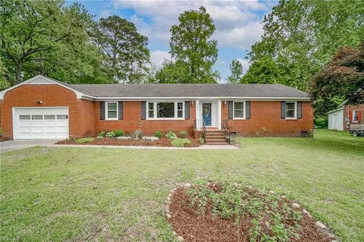 3203 Dogwood Dr Portsmouth VA 23703 | MLS# 10488414 - WilliamLayton.com Photo 1
