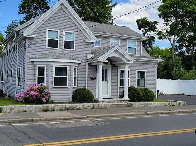 674 Montello St Brockton, MA 02301