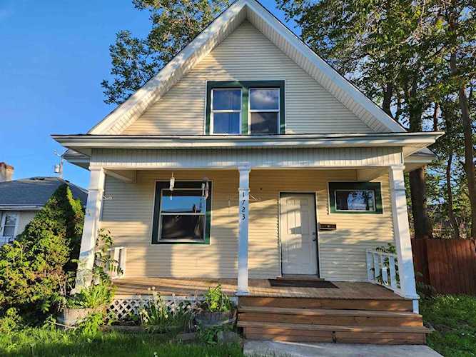 1723 W Montgomery Ave Spokane, WA 99205 | MLS 202316231 Photo 1