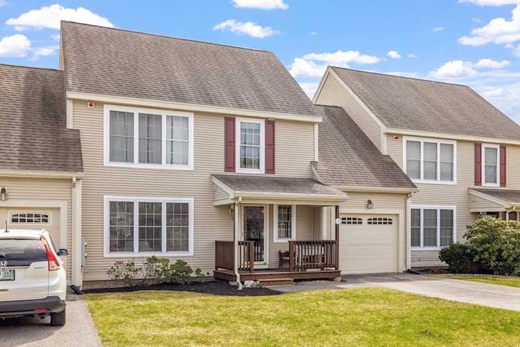 14 Abbey Rd Brentwood, NH 03833 | MLS 4948901 Photo 1