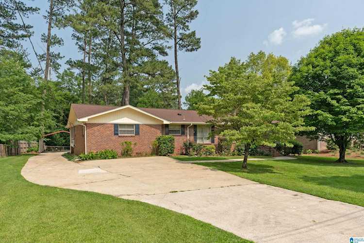 521 Maiden Lane Hoover, AL 35226