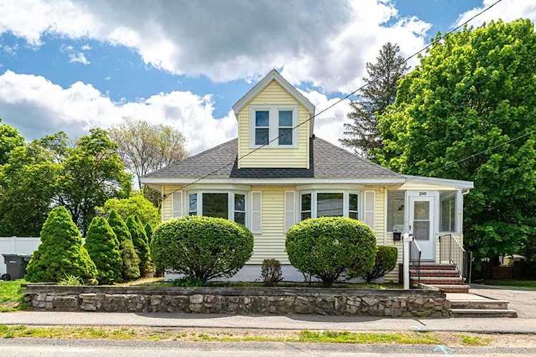 100 Bonham Rd Dedham, MA 02026 home for sale, MLS#73117169 - Moor Realty Photo 1