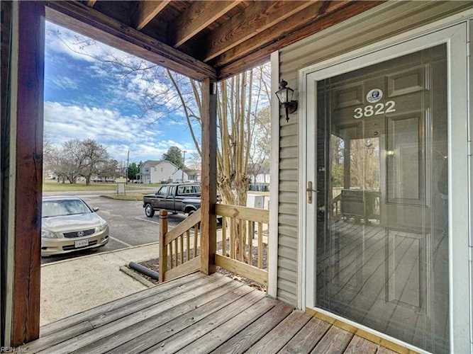 3822 Wyatt Dr #4 Portsmouth, VA 23703 | MLS 10478804 Photo 1
