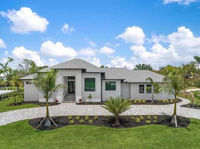 21450 Harborside Blvd Port Charlotte, FL 33952
