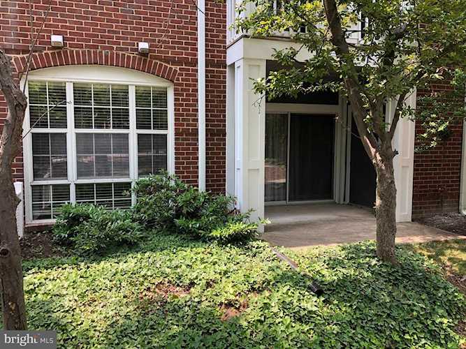 20290 Beechwood Terrace #103 Ashburn, VA 20147