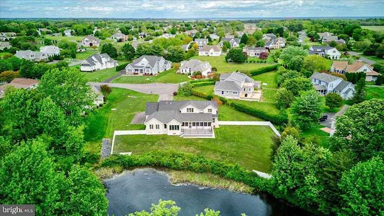 PHOTOS & DETAILS: 304 Briarwood Shores, Rehoboth Beach, DE 19971 For Sale - MLS #DESU2041934 - Photos, Virtual Tour, School Info - Real Estate Listing Info Photo 1
