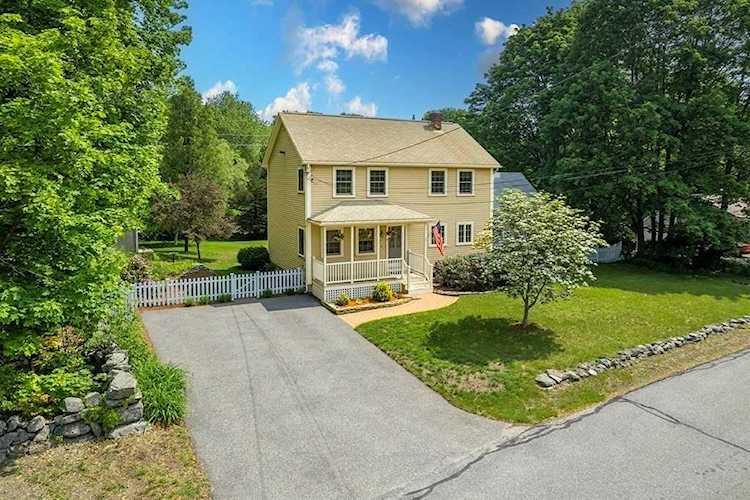 6 Salem Rd Billerica, MA 01862 | MLS 73117025 Photo 1