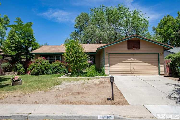 986 Palmwood Drive Sparks, NV 89434