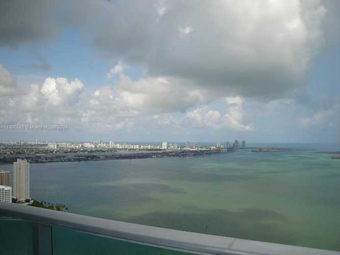 1331 Brickell Bay Dr #PH4705 Miami, FL 33131