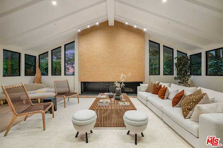 1601 Lindamere Place, Los Angeles, CA 90077 | RubyHome Photo 1