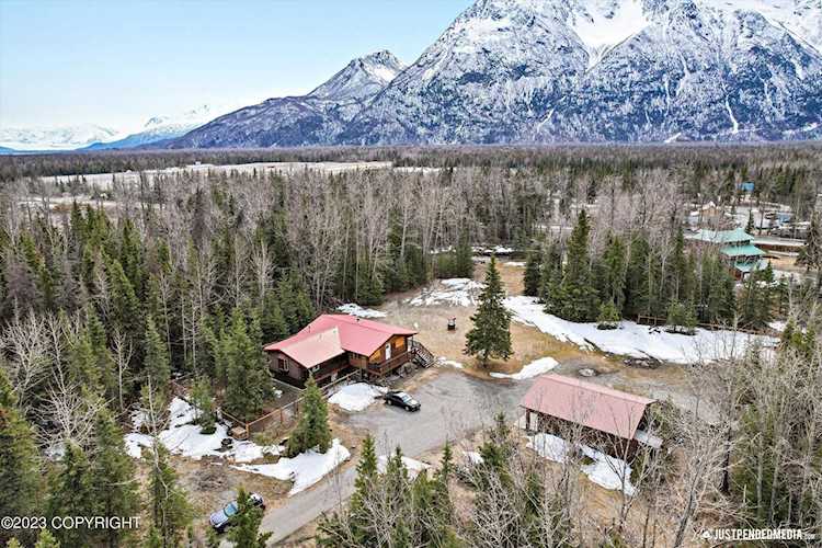 16530 E Walden Rd Palmer, AK 99645