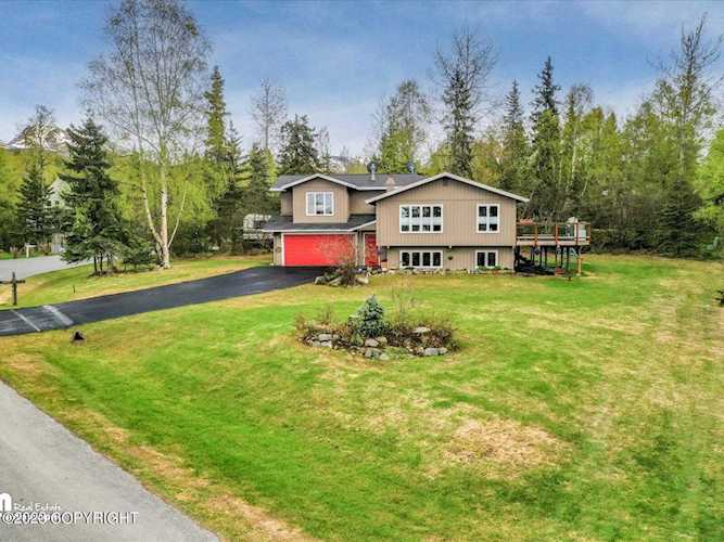 6210 W Tree Dr Anchorage, AK 99507