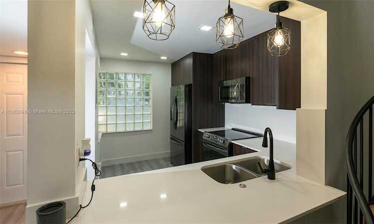 13075 SW 88th Ter #202-A Miami, FL 33186