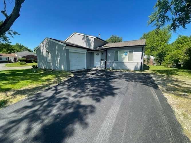 3706 N Schaefer Ln Indianapolis, IN 46235 | MLS 21923963 Photo 1