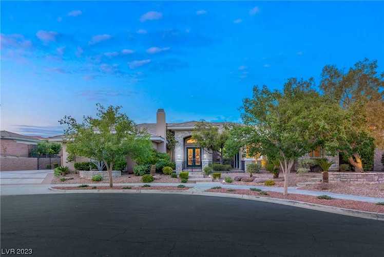3062 Wandering River Ct Las Vegas, NV 89135