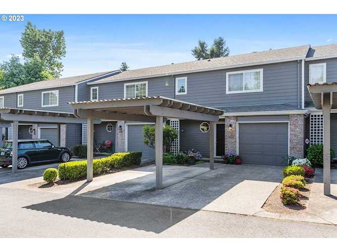2371 Crestview DR Salem, OR 97302