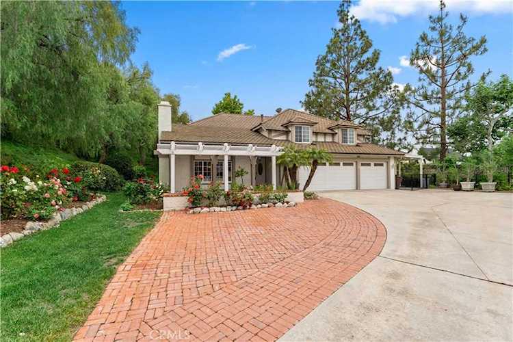 7170 E Country Club Ln, Anaheim Hills, CA 92807 | RubyHome Photo 1