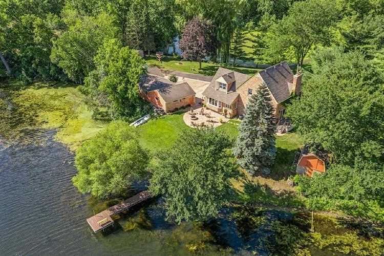 1305 Towerview Road Eagan, MN 55121