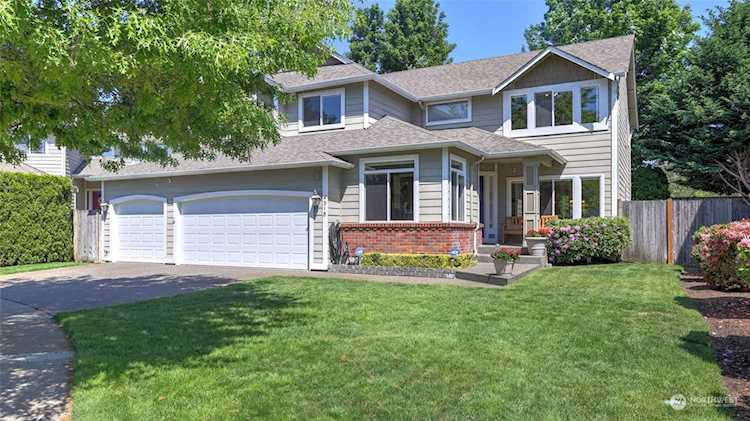 4318 NE 7th PlaceRentonWA98059 Call Now 425-200-4093 Photo 1