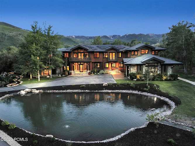 3967 N Two Creeks Ln Park City, UT 84098