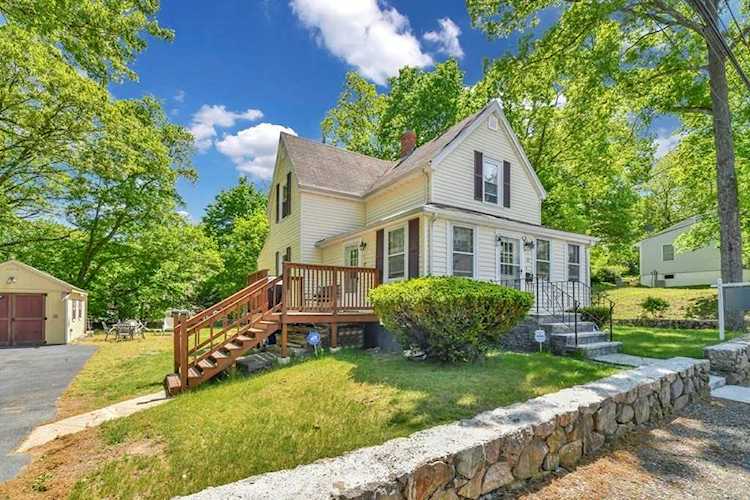 42 Vernon St Boston, MA 02136 home for sale, MLS#73114714 - Moor Realty Photo 1