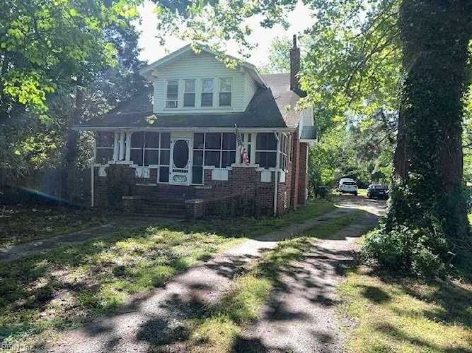 3833 Turnpike Rd Portsmouth VA 23701 | MLS# 10488637 - WilliamLayton.com Photo 1