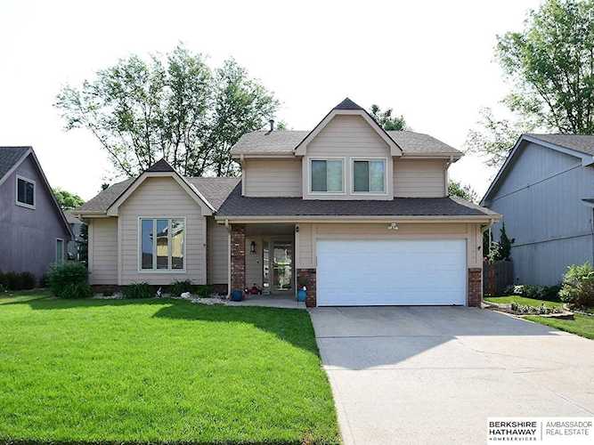 735 N 155 Ave Omaha, NE 68154