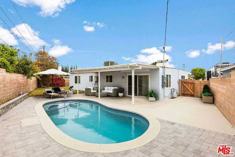 20371 Superior St, Chatsworth, CA 91311 | RubyHome Photo 1