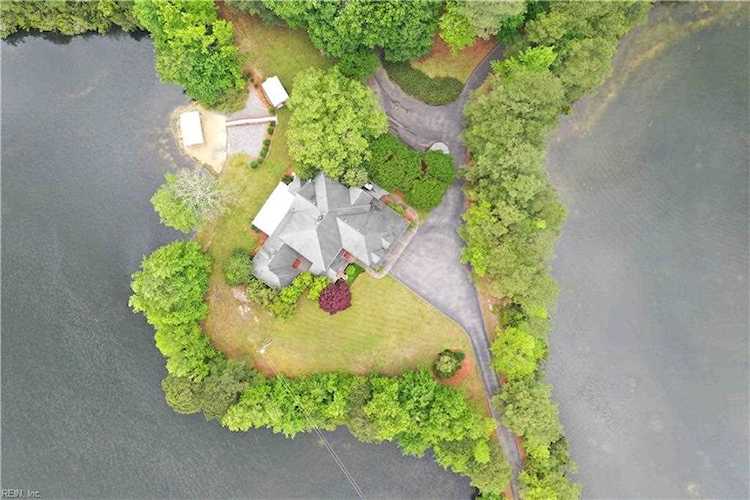 689 Lake Meade Dr Suffolk, VA 23434