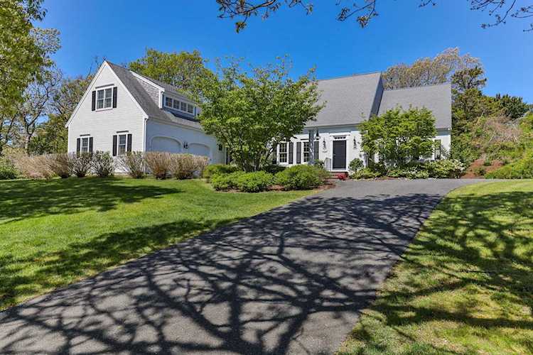 252 N Skyline Drive Chatham, MA 02633 | MLS 22302129 Photo 1