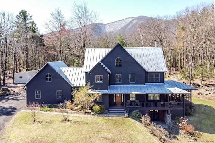 72 Whispell Rd Olive, NY 12494