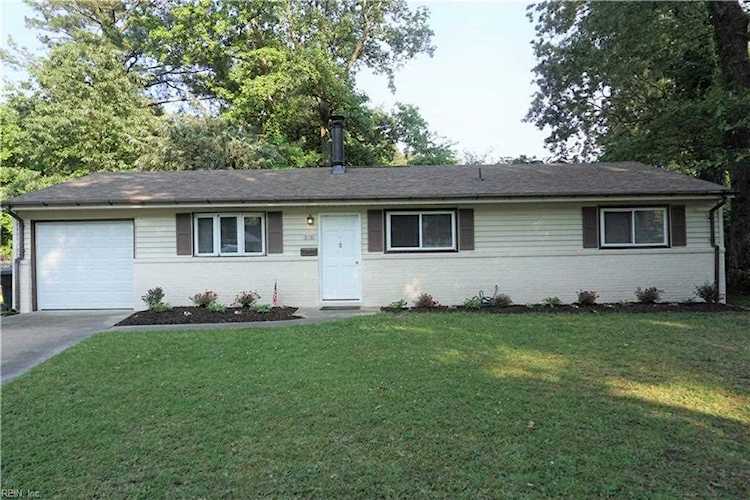 516 Baldwin St Virginia Beach, VA 23452