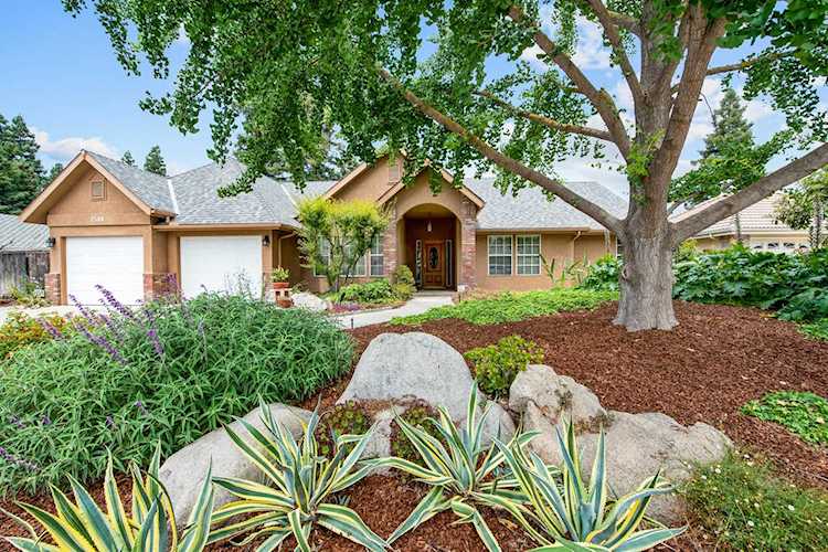 2508 E Princeton Ave Visalia, CA 93292 | MLS 223773 Photo 1