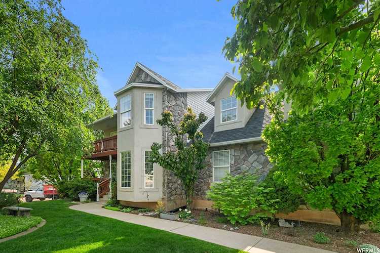 6739 S 1800 E South Ogden, UT 84405