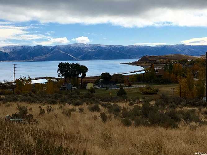 180 W Lychee Ln Garden City, UT 84028
