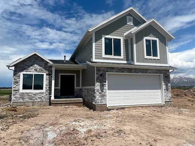 3966 W 2025 S Taylor, UT 84401