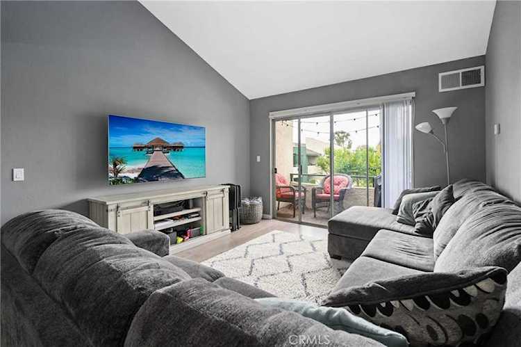 15438 La Mirada Blvd #HH204 La Mirada, CA 90638 | MLS DW23094287 Photo 1