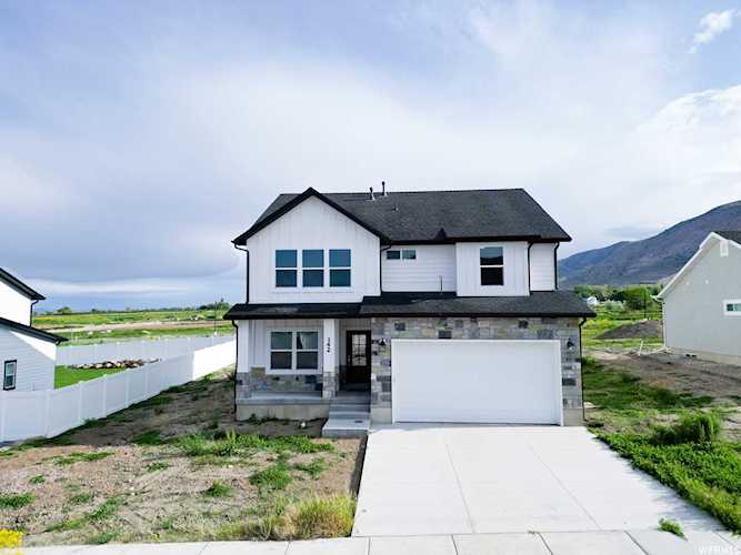 142 W 825 S Willard, UT 84340