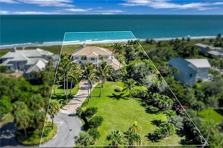 2265 And 2255 Seaside St Vero Beach, FL 32963