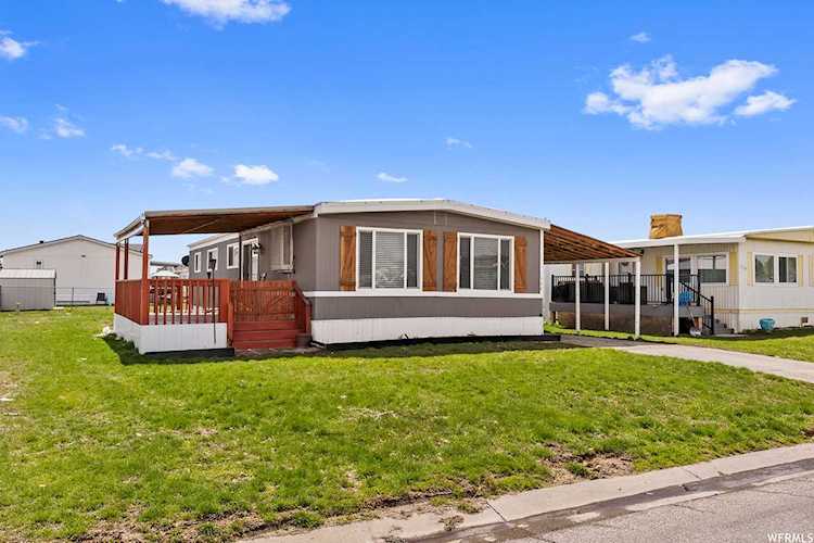 2491 N Highway 89 Pleasant View, UT 84404