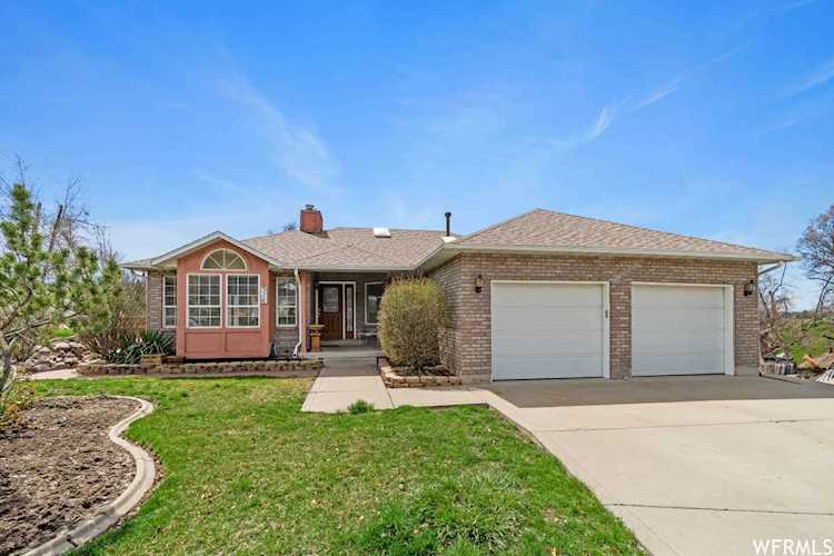 1024 Pheasant View Dr Fruit Heights, UT 84037