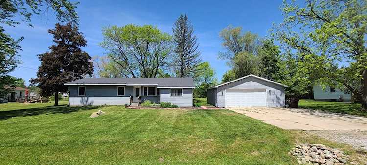 7261 Bellevue Dr Mount Pleasant, MI 48858 | MLS 23018253 Photo 1