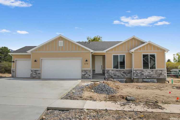 678 E 2000 N North Logan, UT 84341