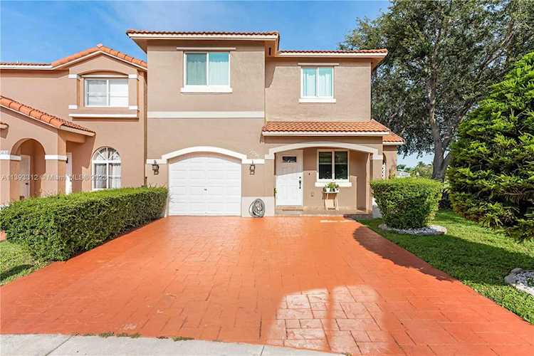 5828 SW 163rd Ave Miami, FL 33193