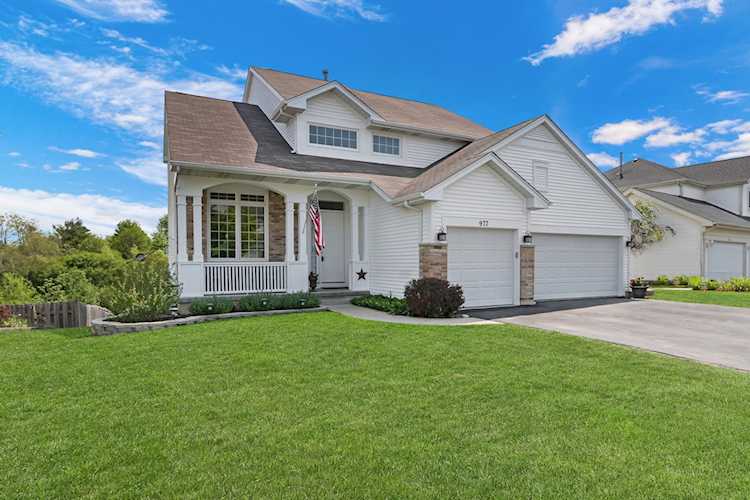 977 Autumn Dr Antioch, IL 60002 | MLS 11796688 Photo 1