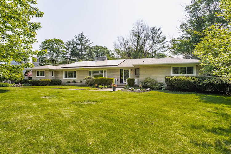 8101 Spring Mill Rd Indianapolis, IN 46260 | MLS 21913680 Photo 1