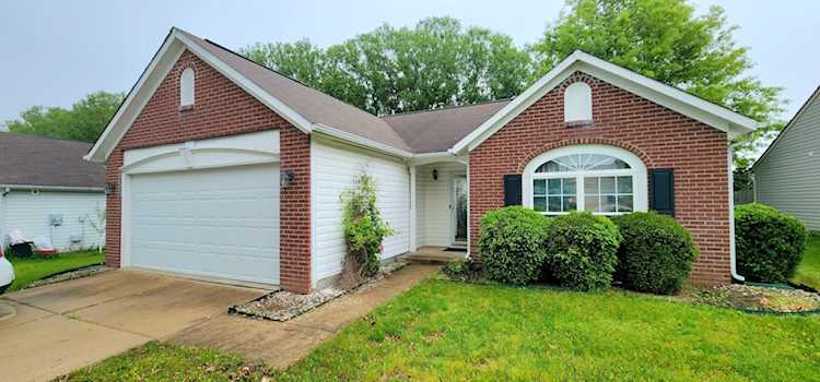 539 Paddlebrook Dr Danville, IN 46122 | MLS 21924226 Photo 1