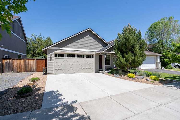 20040 Sorrento Place-Bend-OR-97702-Deschutes-Badger Crossing Photo 1