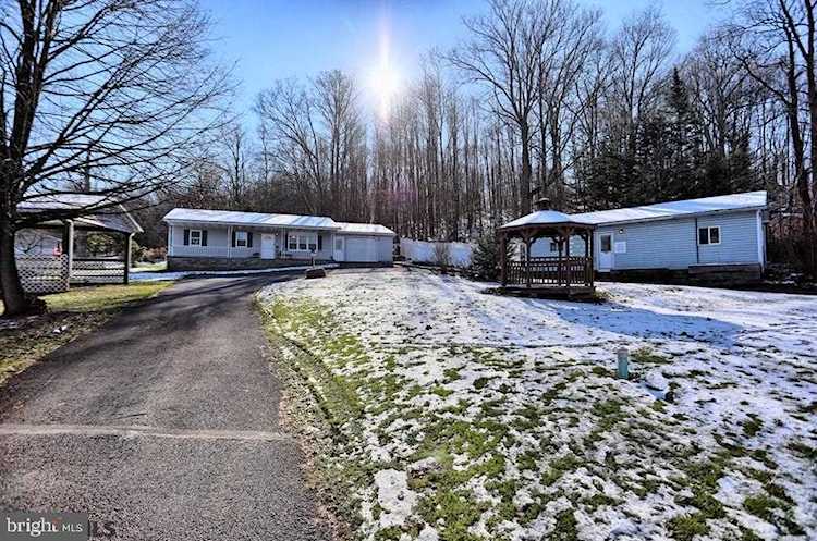 298 Phoenix Rd Philipsburg, PA 16866